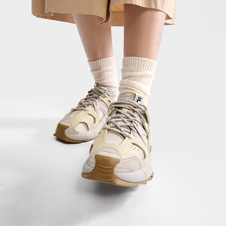 Fila Insetto Ткань Синтетическая кожа ТПУ Современная мода Низкие кроссовки для папы Женские кроссовки Бежевый Серый F12W321103FSS