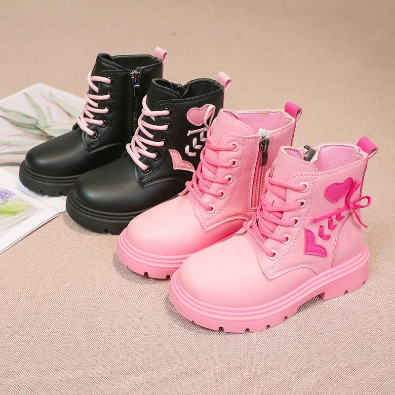 Girls Fashion Leather Boots Thick Bottom Children Princess Boots Soft Breatheable Color Matching Love Patch Kids Catwalk Boots