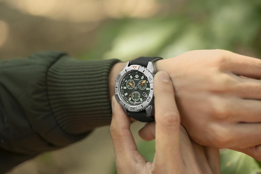 Expedition North Watch Кварцевые 10 АТМ Водонепроницаемые Минеральное Стекло Зеленый Циферблат TW2W16100 [TIMEX] Мужские [Оригинал]