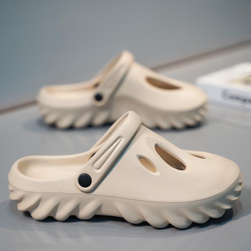 Модные летние новые нескользящие мужские повседневные тапочки Модные нескользящие пляжные удобные сандалии для дома и ванной комнаты