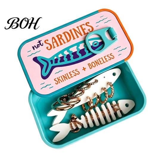 Lightweight Jewelry Storage for Travel Case with Fishbone Bracket, Portable Sardine Tin Small Accessory Container Box, Compact And Commuting