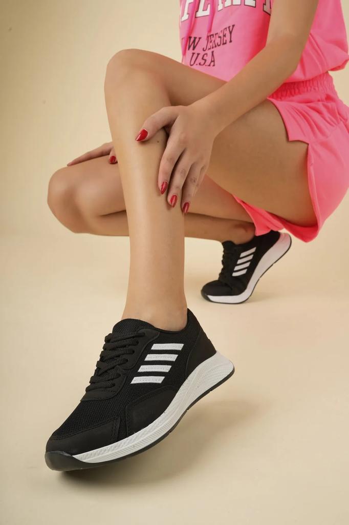 Women's Plus Size Black Casual Sneaker Shoes