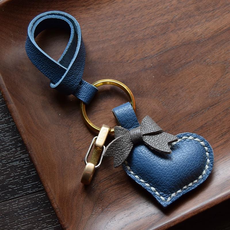 Original Hand-sewn Alran Sheepskin Peach Heart Bag Pendant, Car Key Pendant Female, Gift Keychain