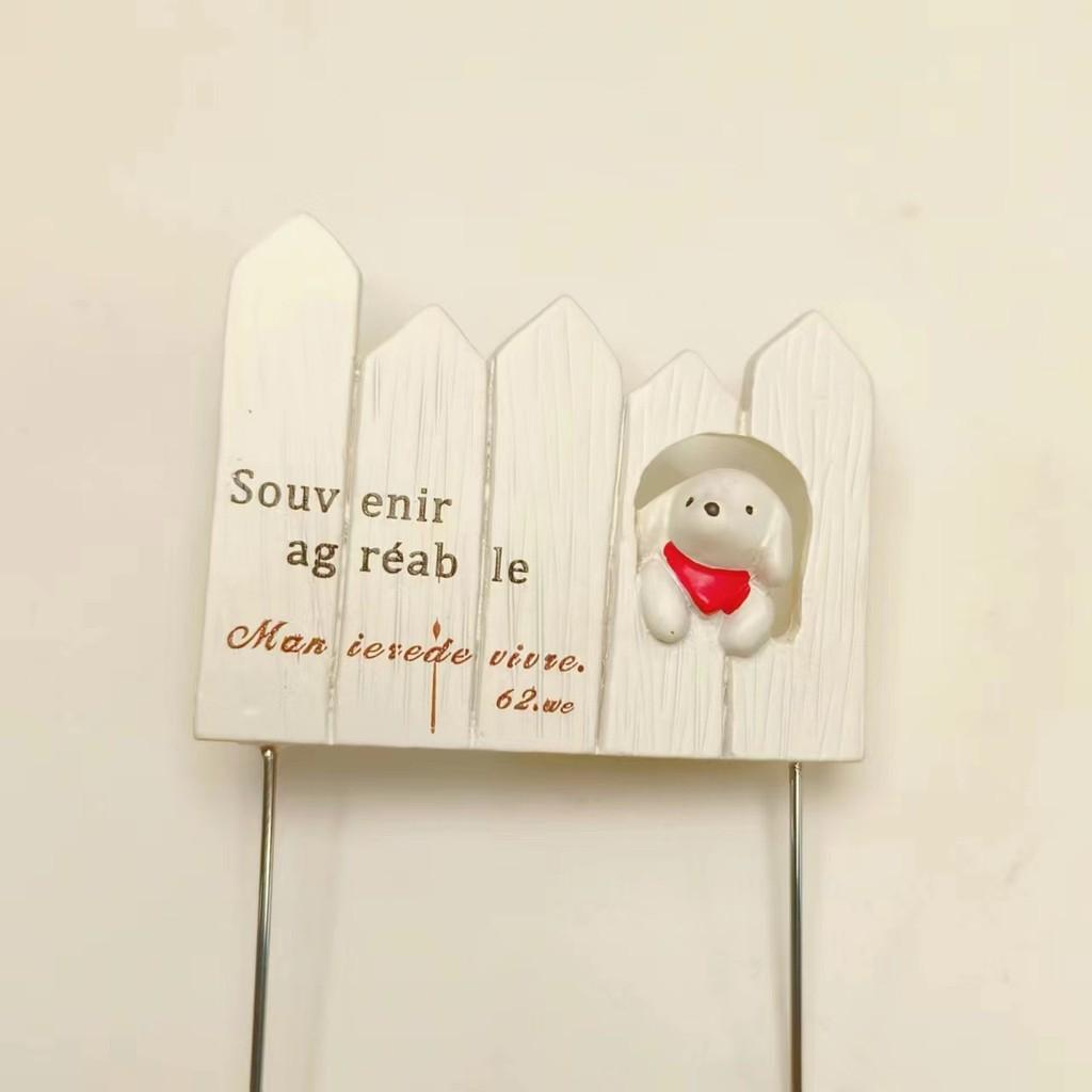 Resin Cartoon Dog Fence Ornament For Terrarium And Miniature Garden Setup
