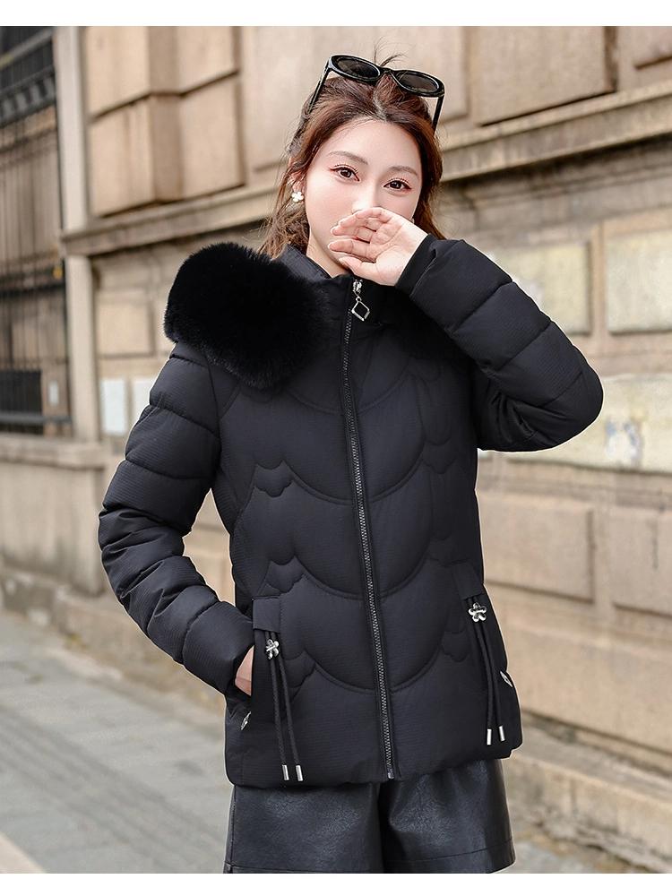Women’s Short Hooded Windproof Thicken Warm Winter Jacket With Big Fur Collar