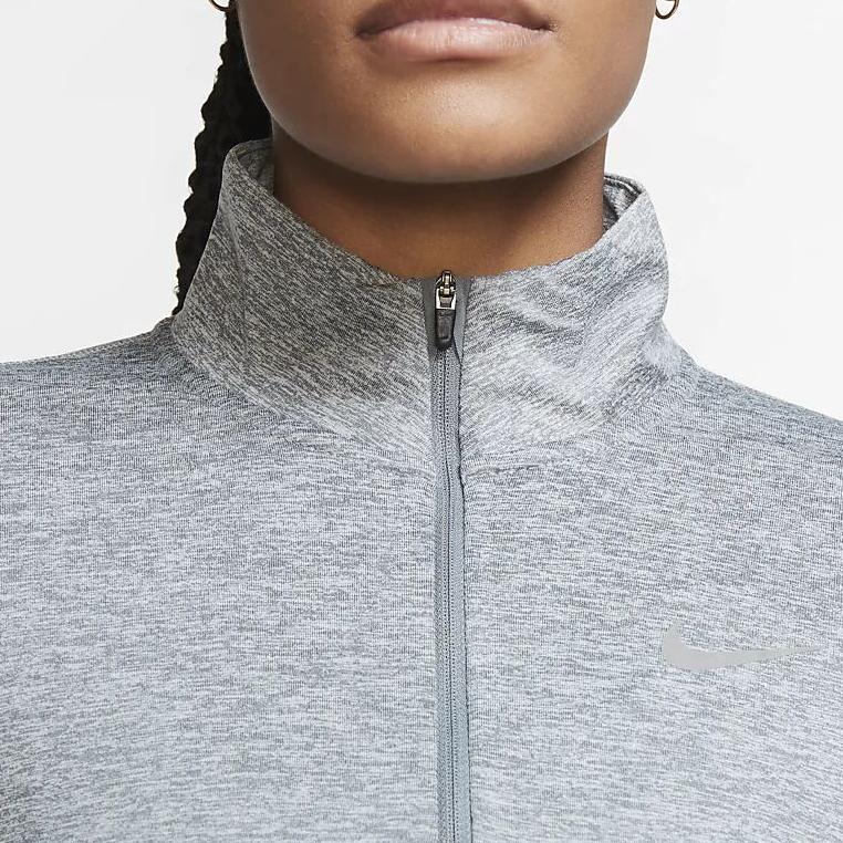 Nike Однотонная футболка с логотипом, на молнии до середины груди, с высоким воротником и длинными рукавами, женский топ, дымчато-серый CU3220-084