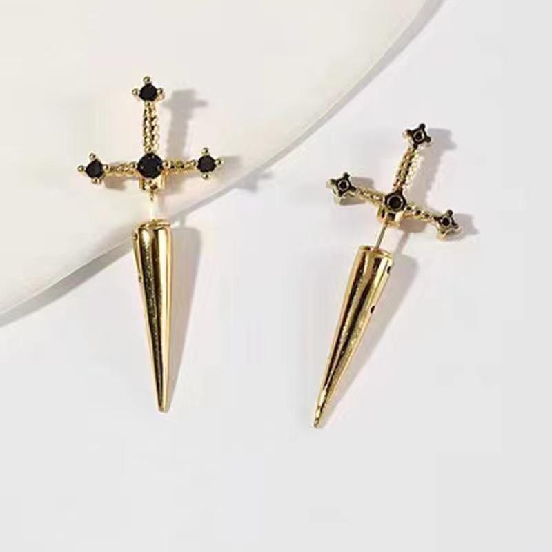 Kiss Jewelry Панк Меч Готический Kinitial Пирсинг Серьги для Женщин Мужчин Готический Хрустальный Ухо Куртка Пусеты Серьги Украшения