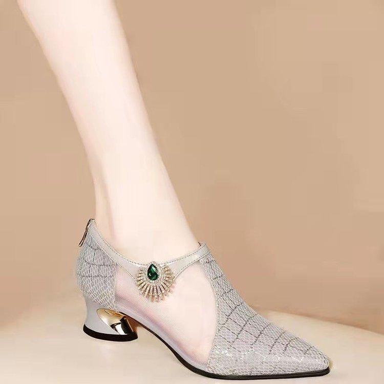 Fashionable Versatile Mesh Hollow Sandals for Women's New Breathable Pointed Thick Heel Middle Heel Shoes