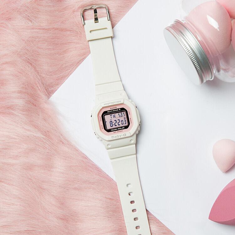 Casio Женские часы BABY-G Белые BGD-5000U-7DPR BGD-5000U-7DPR