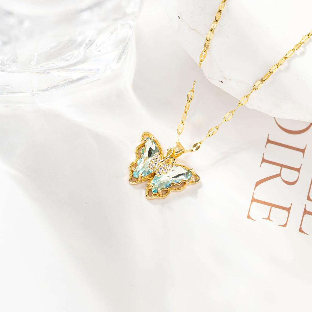 Women's Necklace with Micro Inlay of Zircon Butterfly, Fashionable, Simple and Personalized Collarbone Chain