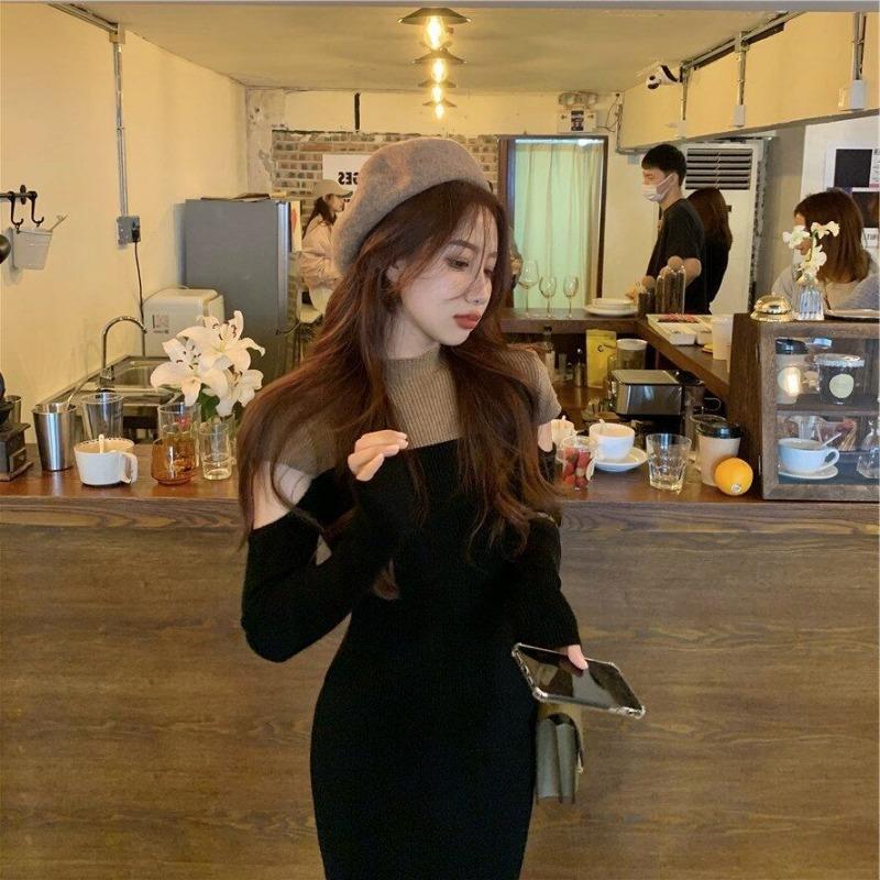 С пальто, длинной юбкой-свитером, темпераментом выше колена, подкладкой, трикотажным платьем с открытыми плечами для женской осени и зимы