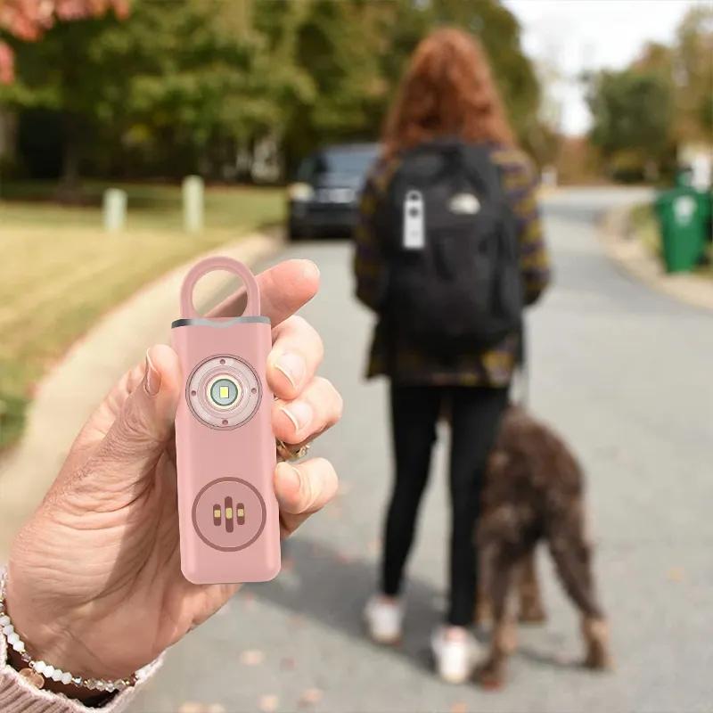 Брелок для самообороны 130 дБ SOS светодиодный фонарик Антиатака Личная охранная сигнализация Инструменты самообороны Женская охранная сигнализация