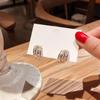 Серьги-гвоздики Модные Маленькие Изысканные Серьги Круглые Простые Холодный Стиль Французские Высококлассные Серьги
