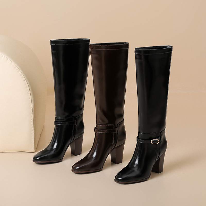 Krazing Pot Кожа спилок коровы Круглый носок Толстый высокий каблук Рыцарские сапоги Размер 46 Размер 45 Слипоны Большой размер Женские Металлическая пряжка Ботфорты