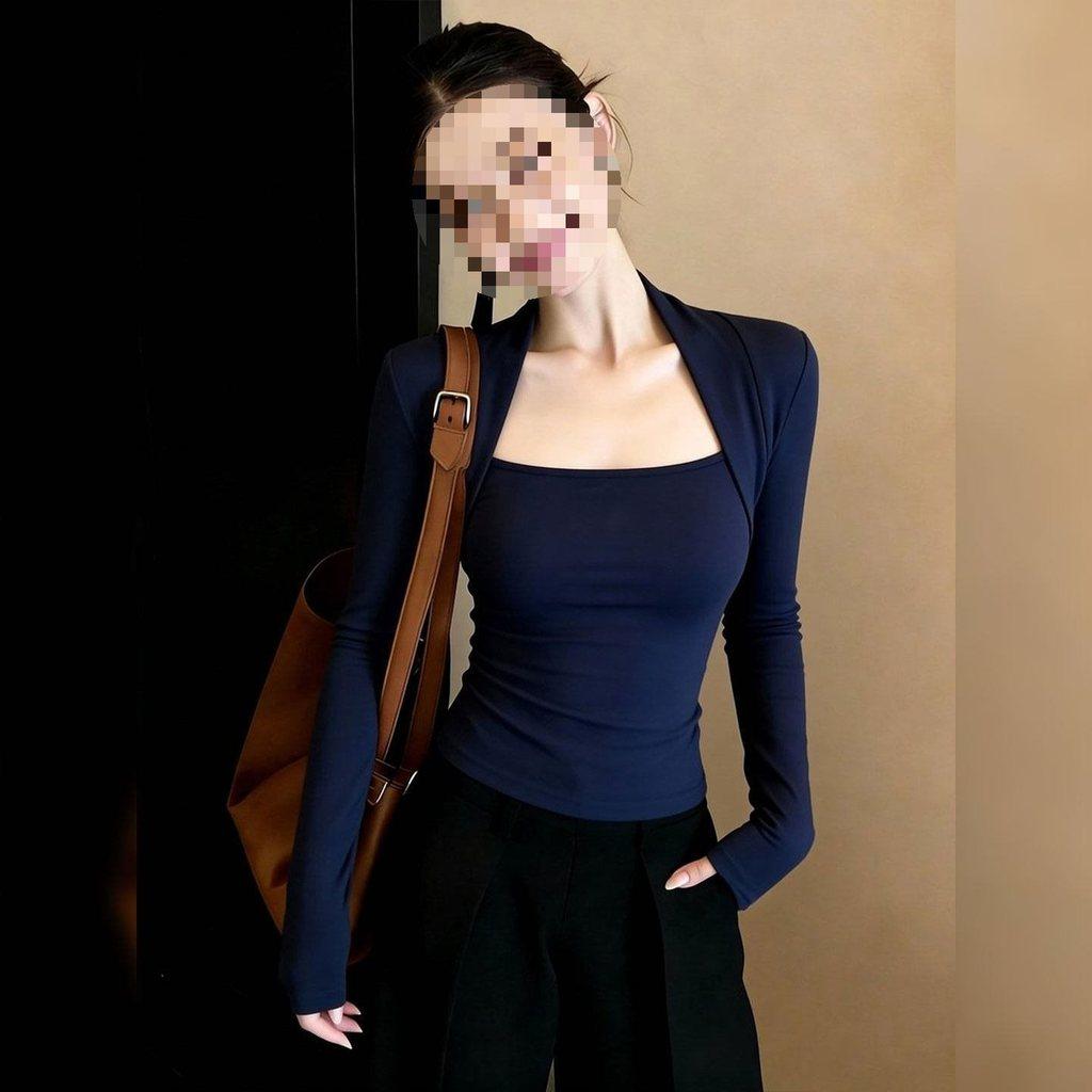 Form Fitting Long Sleeves Top With Solid Color And Square Collar For Spring