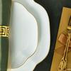 Набор столовой посуды из костяного фарфора с золотой каймой Taoxianghui