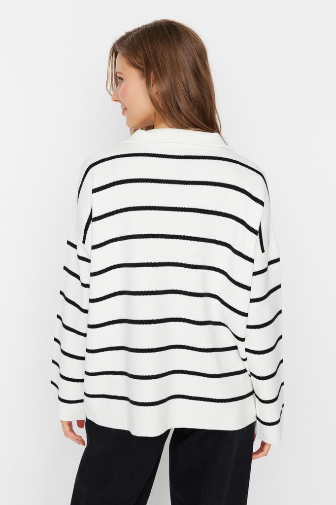 Women's Fashionable Stylish Sweater Navy Blue Wide Fit Zippered Striped Knitwear Sweater