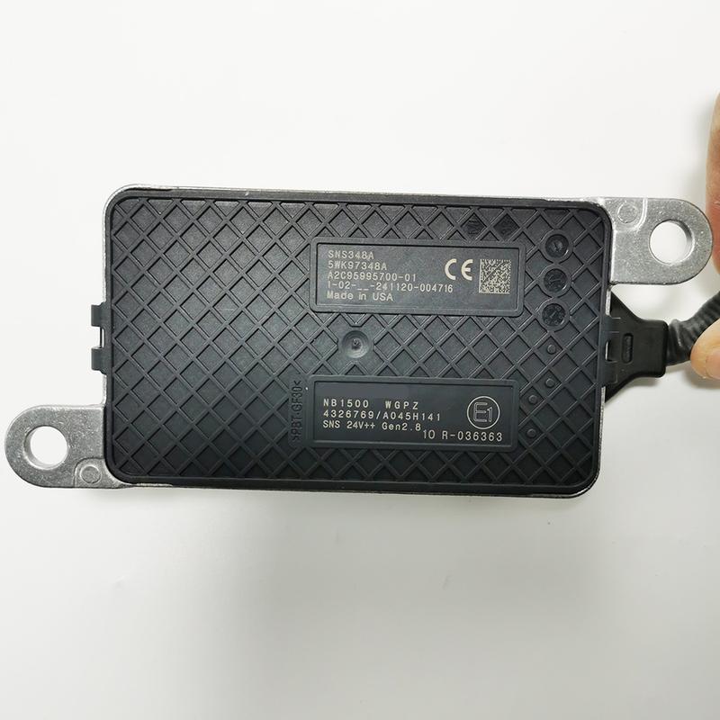 For 4326769 5WK97348A 5WK9 7348A LOW price Diesel engine parts SCR system 24V nox sensor