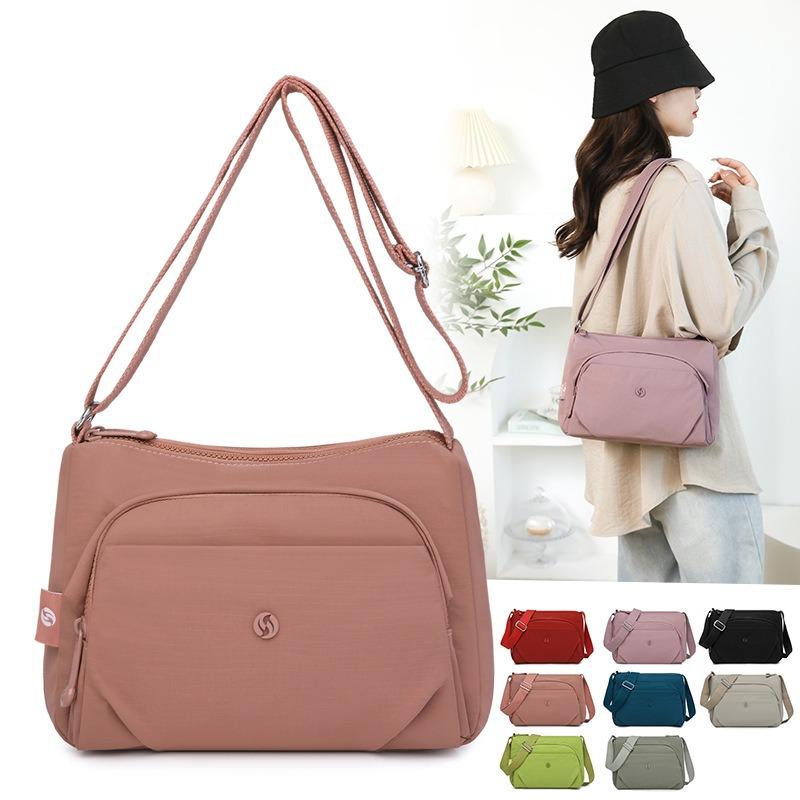 Simple Summer New Solid Color Shoulder Bag Women's Light Casual Outdoor Small Square Bag Fashion Commuter Messenger Bag