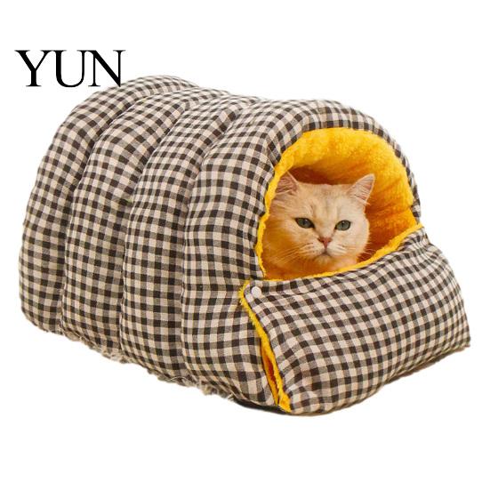 Non-slip Bottom Cat Hideaway Plush Cave Bed, Warm Enclosed Bed with Anti-slip Bottom, Cozy Indoor Hideaway, Washable Pet Tent for Cats Hiding Sleeping
