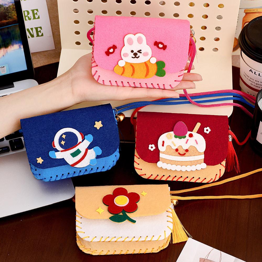 Children Handmade Cartoon Pattern Non Woven Fabric Crossbody Bag Material Set For Creative Gift