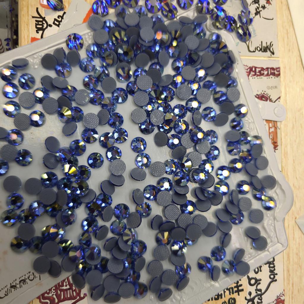 Zk Eco-Friendly High-quality Light Sapphire Color Gold-plated Hot Fix Glass Rhinestones 12 Facets Flat Back Clothing Accessories