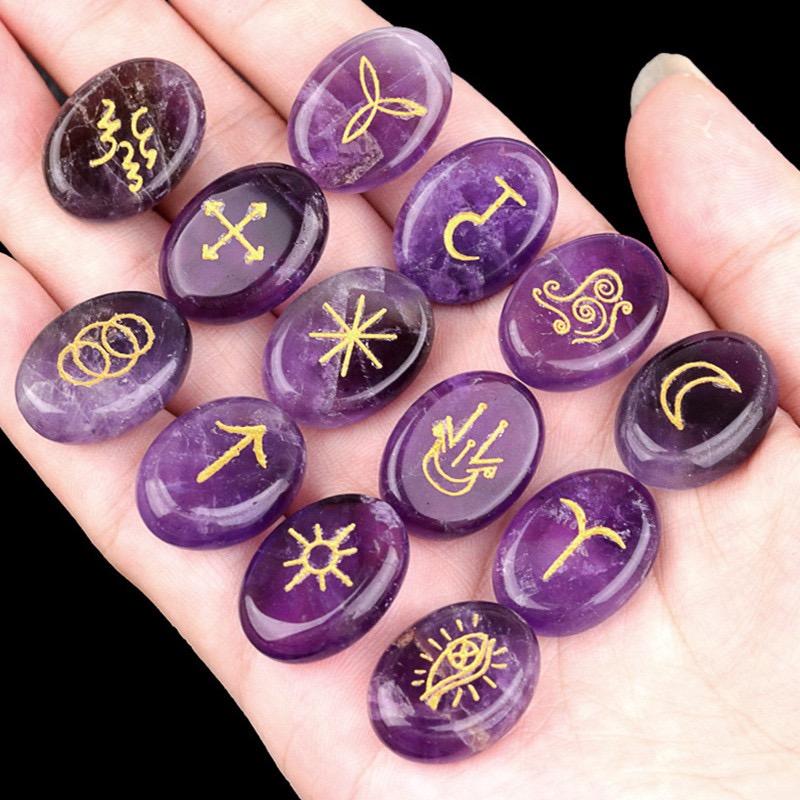 Natural Crystal Witches Runes Set Agate & Gemstone Divination Stones Elder Futhark Norse Viking Runes for Fortune Telling