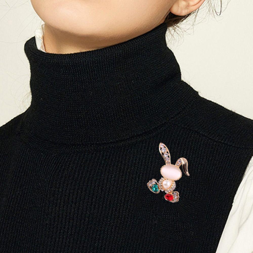 For Women Animal Exquisite Rabbit Brooch Suit Accessories Rhinestone Pins Korean Style Brooch