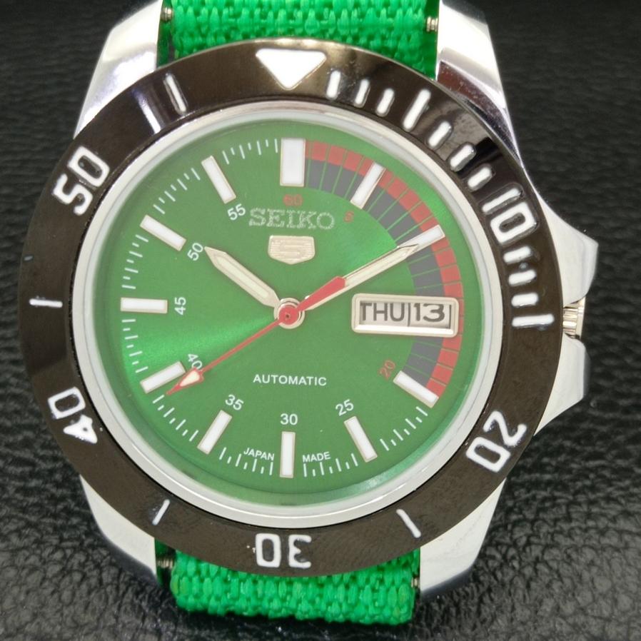 Seiko 5 JAPAN MENS AUTOMATIC 6309A REFURBISHED GREEN DIAL WATCH a426513-2