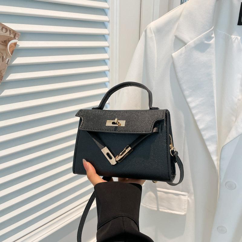 Сумка женская с премиальной текстурой и темпераментом, летняя, новая, модный тренд, на плечо, мессенджер, атмосферная, универсальная