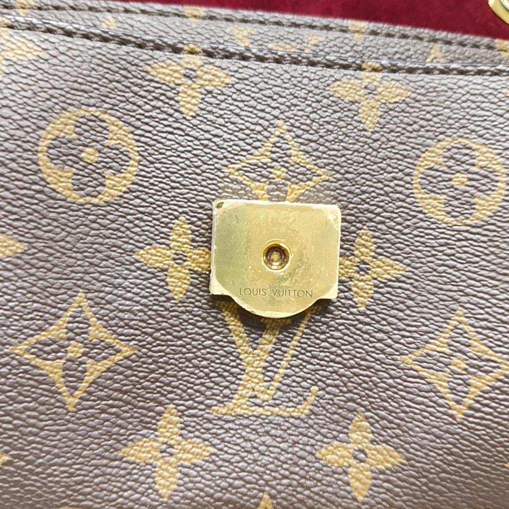 [Б/У] Passy Classic Monogram Сумка-мессенджер из покрытого канваса с кожаной отделкой, с регулируемым плечевым ремнем - Очень хорошее состояние #1YI7XDI