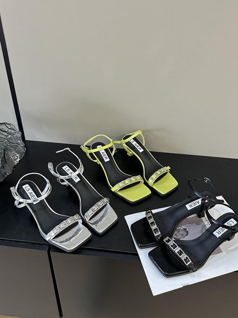 Fashion Open Toe Women Sandals Belt Buckle Rivet Design Summer Dress Shoes Thin Mid Heels Black Green Silver Sexy Ankle Strap Pumps 39