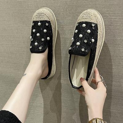 Соломенные тапочки-рыбаки женские 2025 лето новые баотоу низкий каблук плоская подошва стразы цветы досуг интернет-знаменитость полубосоножки женские