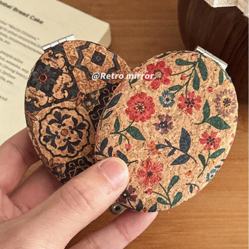 Vintage Style Folding Dual-Sided Compact Mirror, Portable Creative Minimalist Makeup Mirror for Women