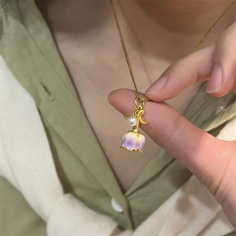 Cute light luxury purple rose neck chain temperament new niche design temperature change necklace for girlfriend collarbone chain