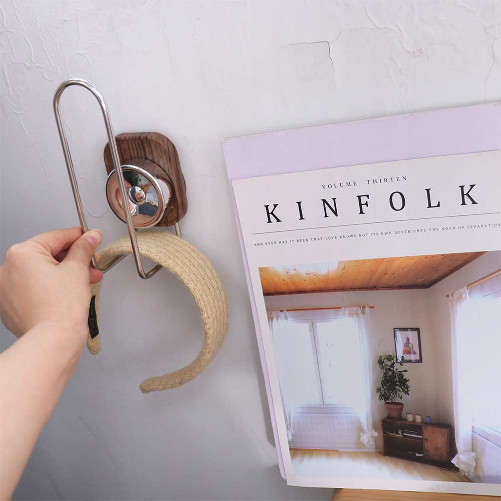Simple No-Punch Suction Cup Hook Wall Mounted Space Saving Headband Storage Rack Seamless Headband Holder Living Room