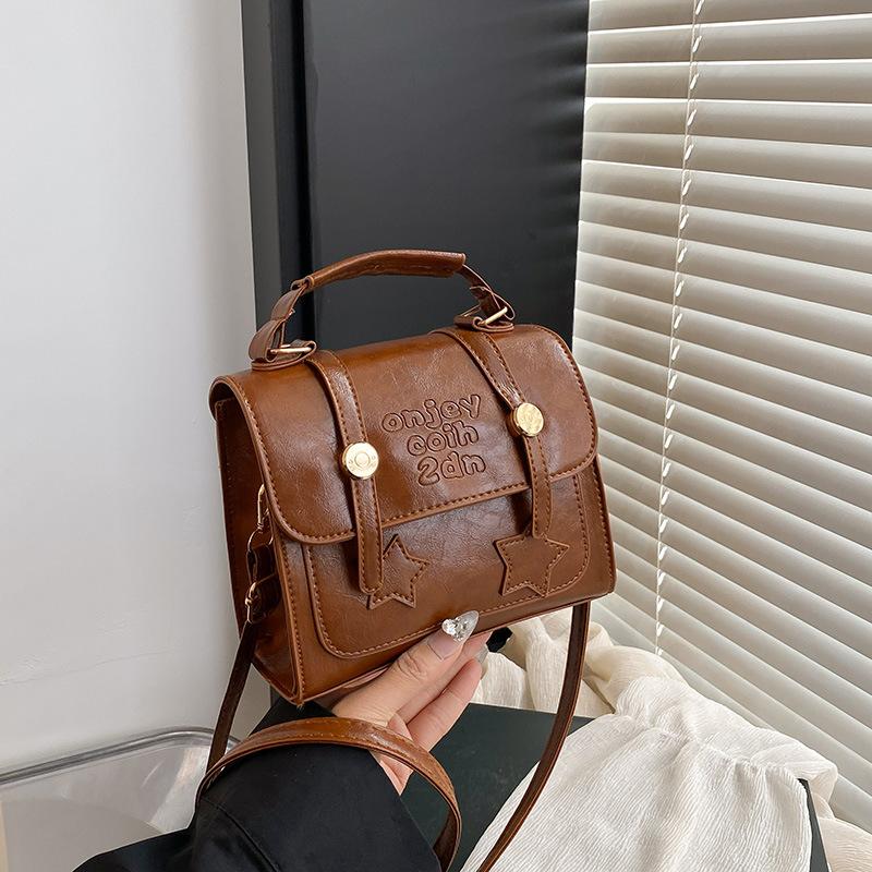 Spring and Summer Retro Messenger Small Bag Women's 2025 New Trendy Shoulder Bag High-end Korean Fashion Portable Small Square Bag