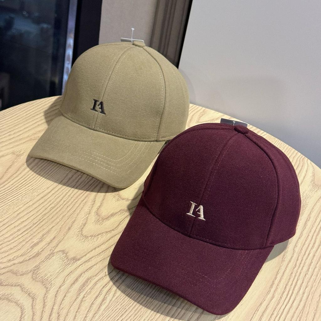 New Autumn and Winter Fashionable Hard Top Large Head Circumference Warm Baseball Cap for Men and Women Versatile Face Showing Small Peaked Cap