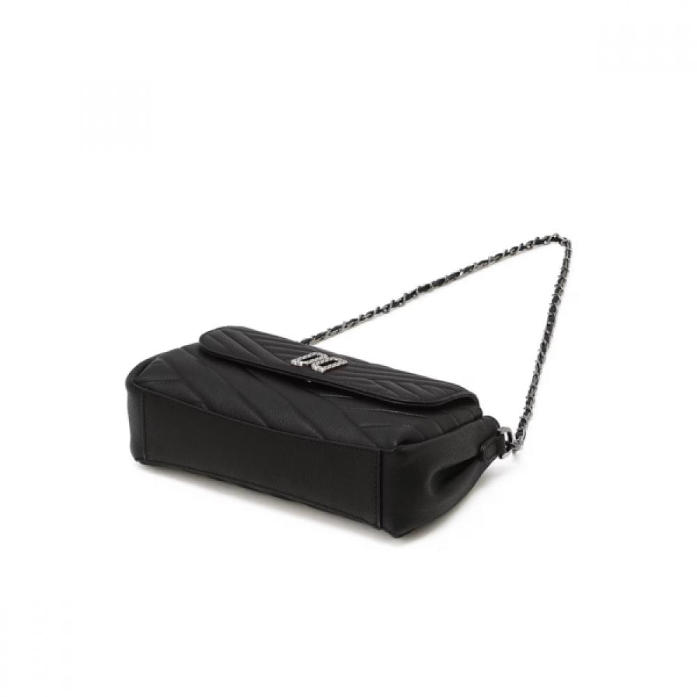 Daks Black Dd Logo Leather Chain Shoulder Crossbody Bag Dcwa6e761bk