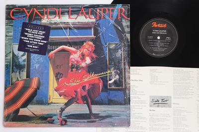 Виниловая пластинка CYNDI LAUPER Shes So Unusual FR38930 PORTRAIT 1983 США Поп Б/у