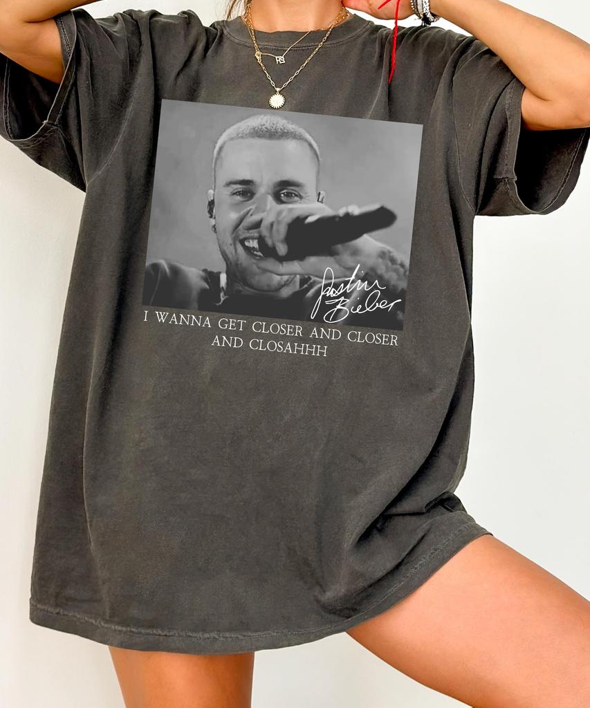2026 Summer 100 Cotton Retro Unisexs Portrait Printed Hip Hop Round Neck Tshirt Neutral Soft Breathable Short Sleeve Fan Gift