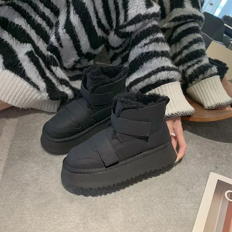 2024 Брендовая женская обувь Короткие плюшевые женские сапоги Модные пошивочные повседневные ботинки Женские горячие продажи Круглый носок Теплые зимние сапоги