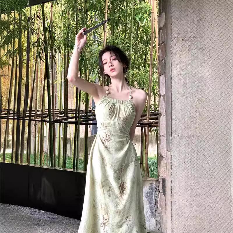 Летнее платье-майка халтер 2024: Женское элегантное длинное платье с вырезами на талии