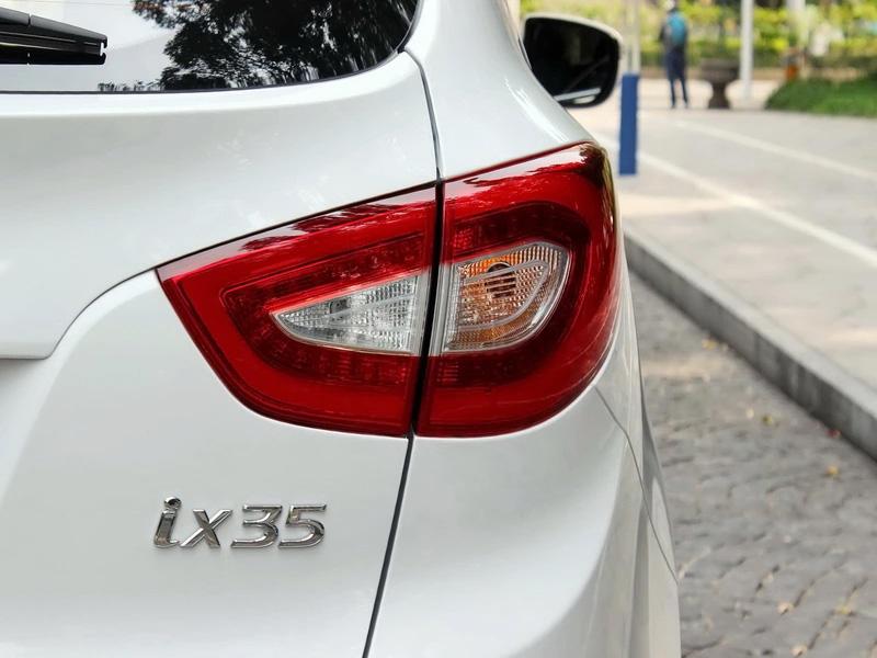 For Hyundai ix35 Emblem Decal Logo Rear Trunk Tail Nameplate Car Stickers PP16