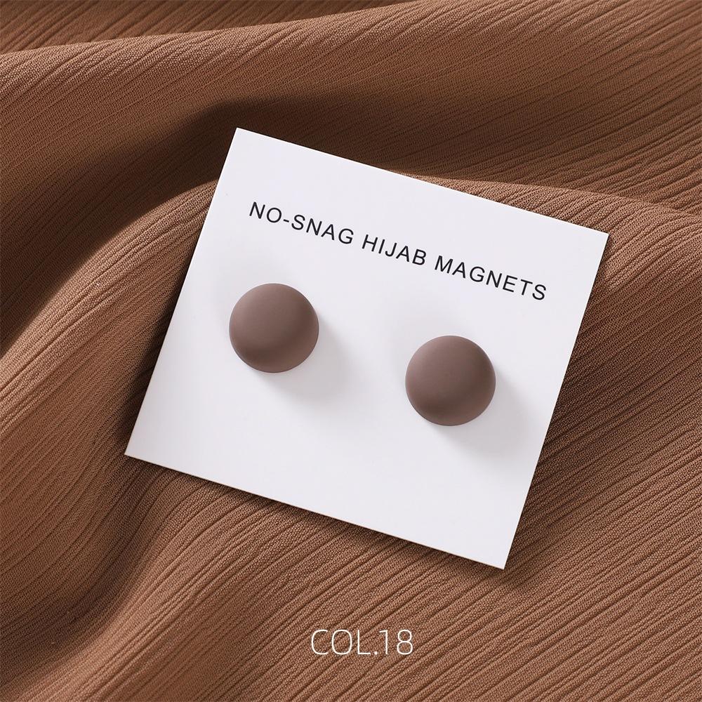 Safe Macaron Color Hijab Brooch Strong Metal Plating Magnetic Hijab Clip Luxury No Hole Pins Brooches Magnet For Muslim