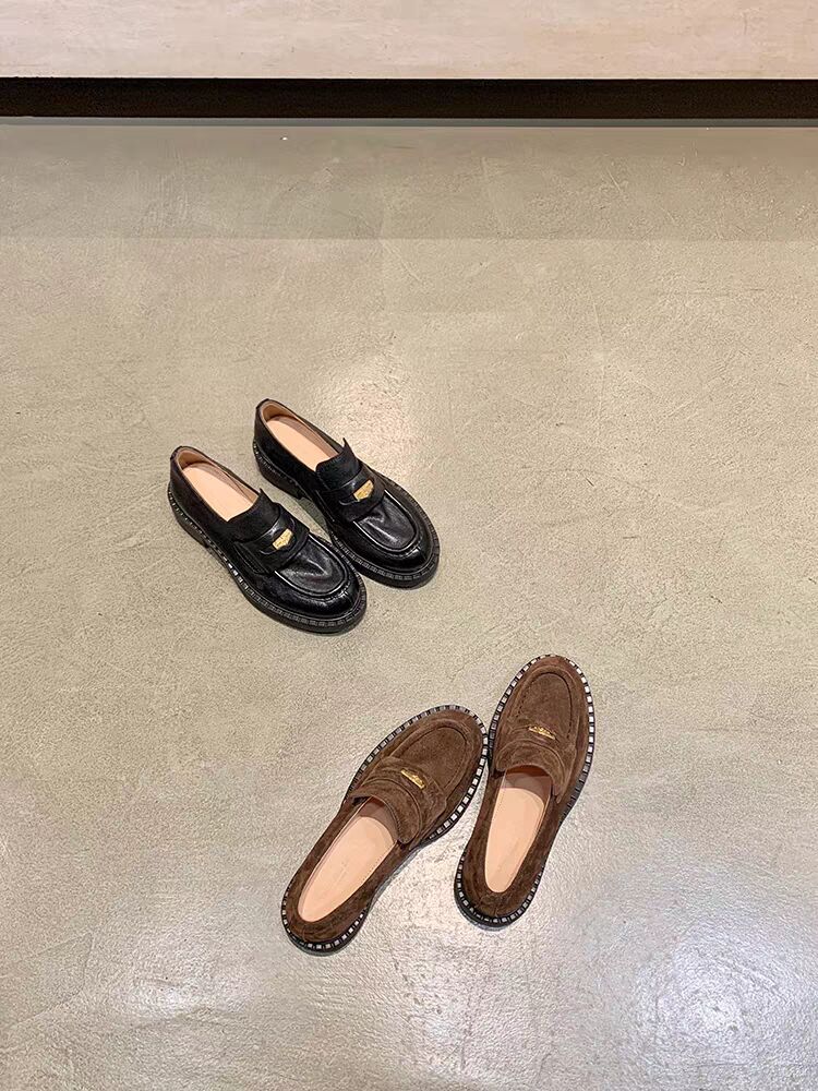 Sheepskin Yang Mi Gold Coin Thick Heel Women's Thick-soled Lazy People Pedal Small Leather Shoes with Skirt Single Shoes