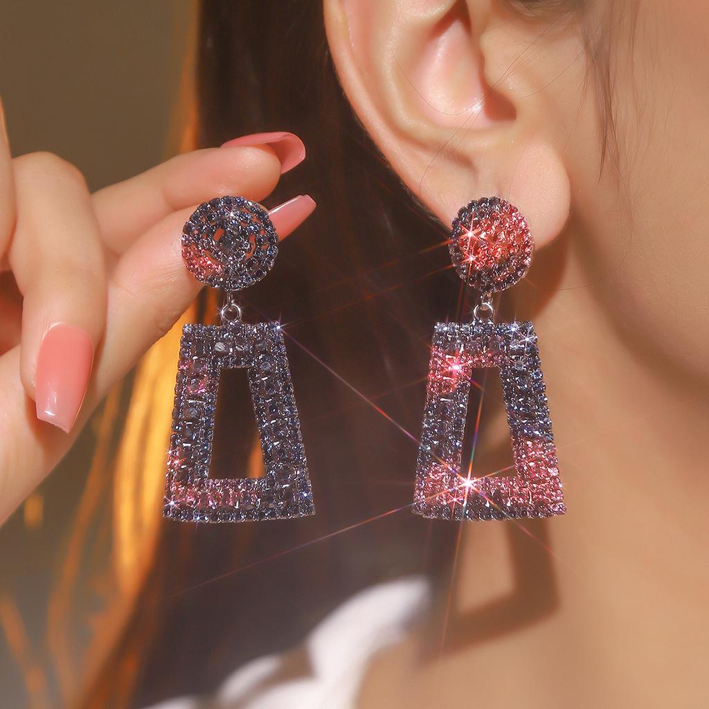 Темперамент и роскошь супер-вспышка полные бриллиантовые длинные серьги высокого уровня чувство геометрические полые серьги женские серьги 1 пара