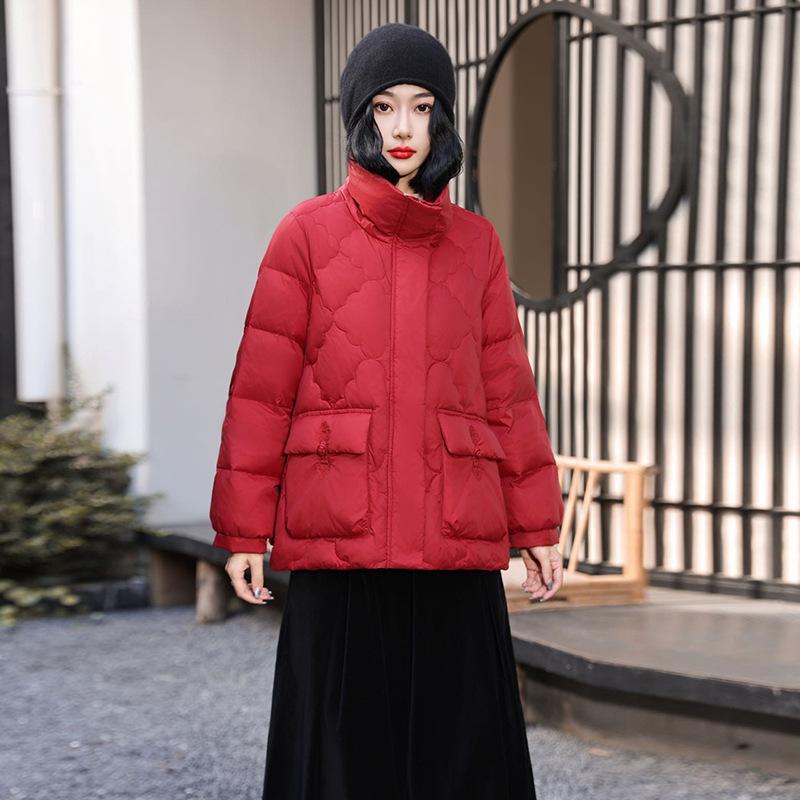 Новая китайская пуховая куртка с пряжкой, женская короткая, зимняя, 2024, ретро, утолщенный воротник-стойка, дизайн, нишевая теплая куртка