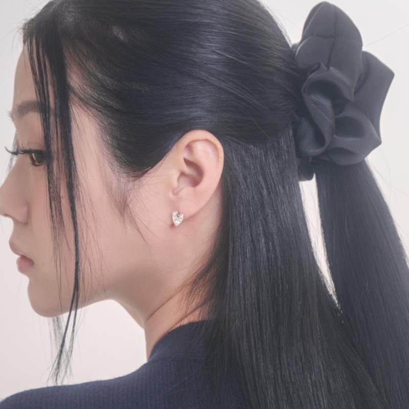 ПОСТЛЮДИЯ САТИНОВАЯ РЕЗИНКА СКРАНЧИ (3 ЦВЕТА)