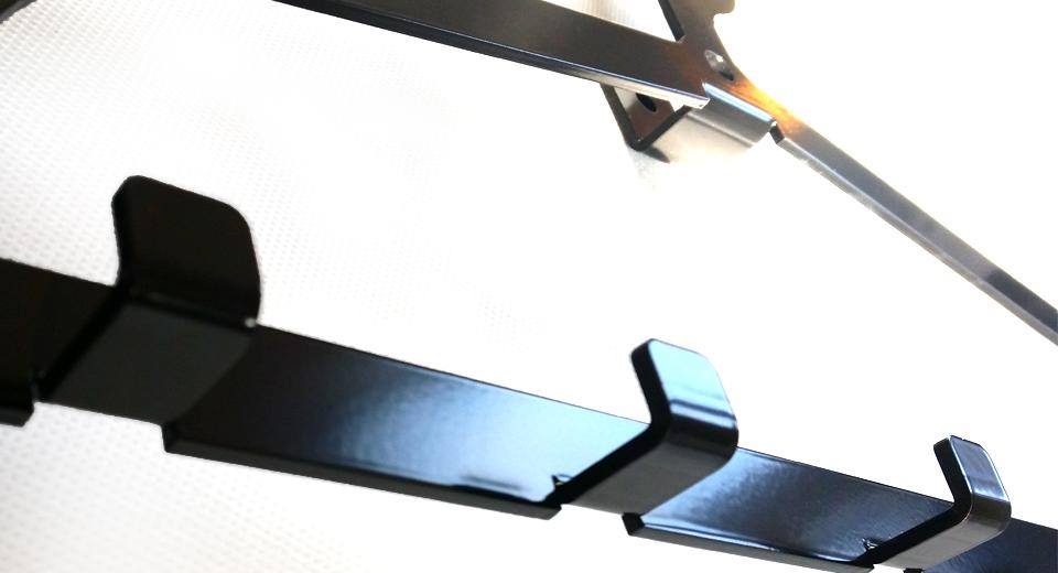 Decorizzly® Spacer Clothes Hanger